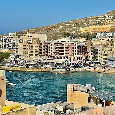 Appartamento Guesthost - Penthouse With Jacuzzi In Gozo Island! Marsalforn