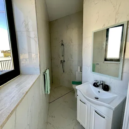 Appartamento Guesthost - Penthouse With Jacuzzi In Gozo Island! Marsalforn