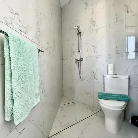 Appartamento Guesthost - Penthouse With Jacuzzi In Gozo Island! Marsalforn