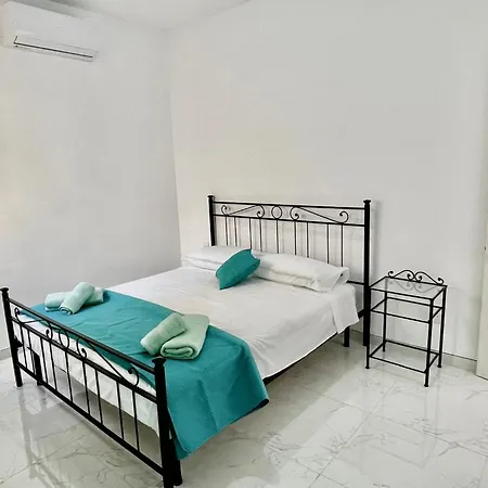 Guesthost - Penthouse With Jacuzzi In Gozo Island! Apartamento